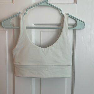 Womens reversible lululemon sports bra size 6.